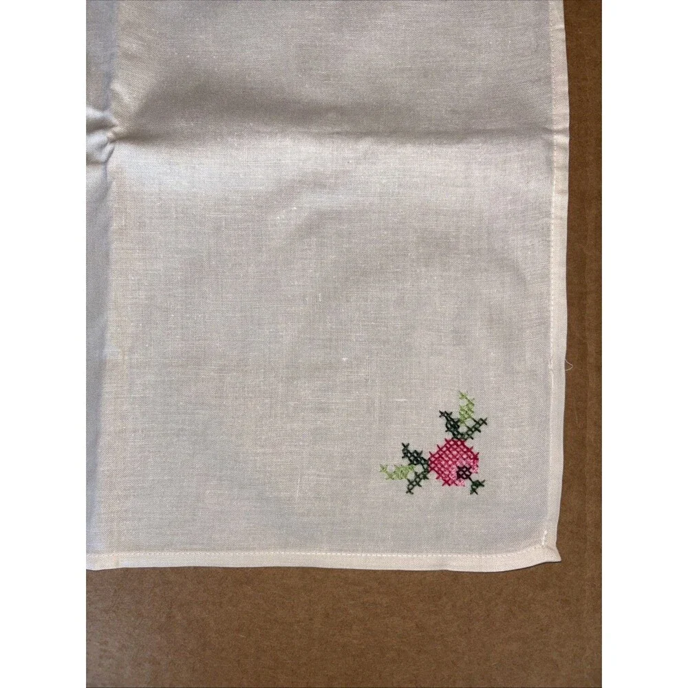 15 Napkins Christmas Holly Cotton Linen Vintage Cross Stitch Embroidered Square